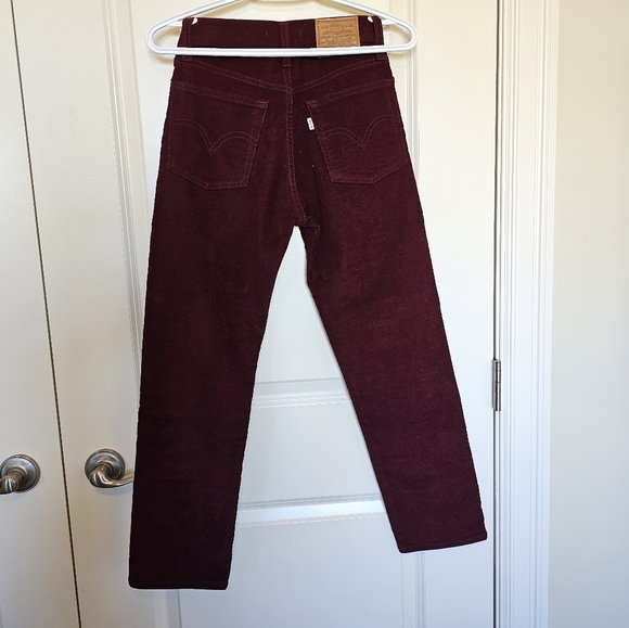 Levi Corduroy Jeans - Picture 5 of 5
